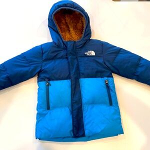Boys Blue 4T North Face fleece lined hood. 600 series